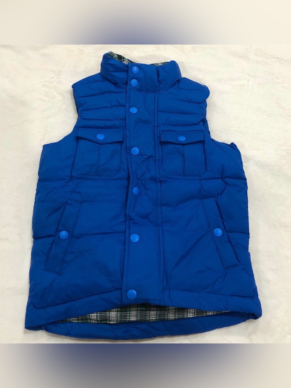 Blue Gap boys' puffer vest with a plaid lining XS